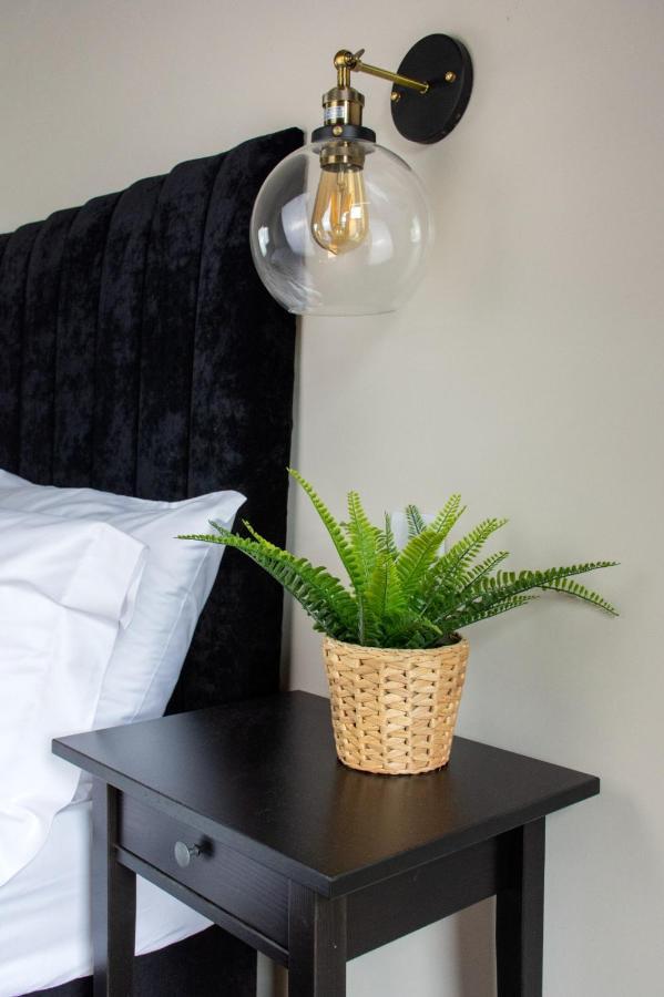 Plymouth Barbican Boutique Luxury Apartment Buitenkant foto