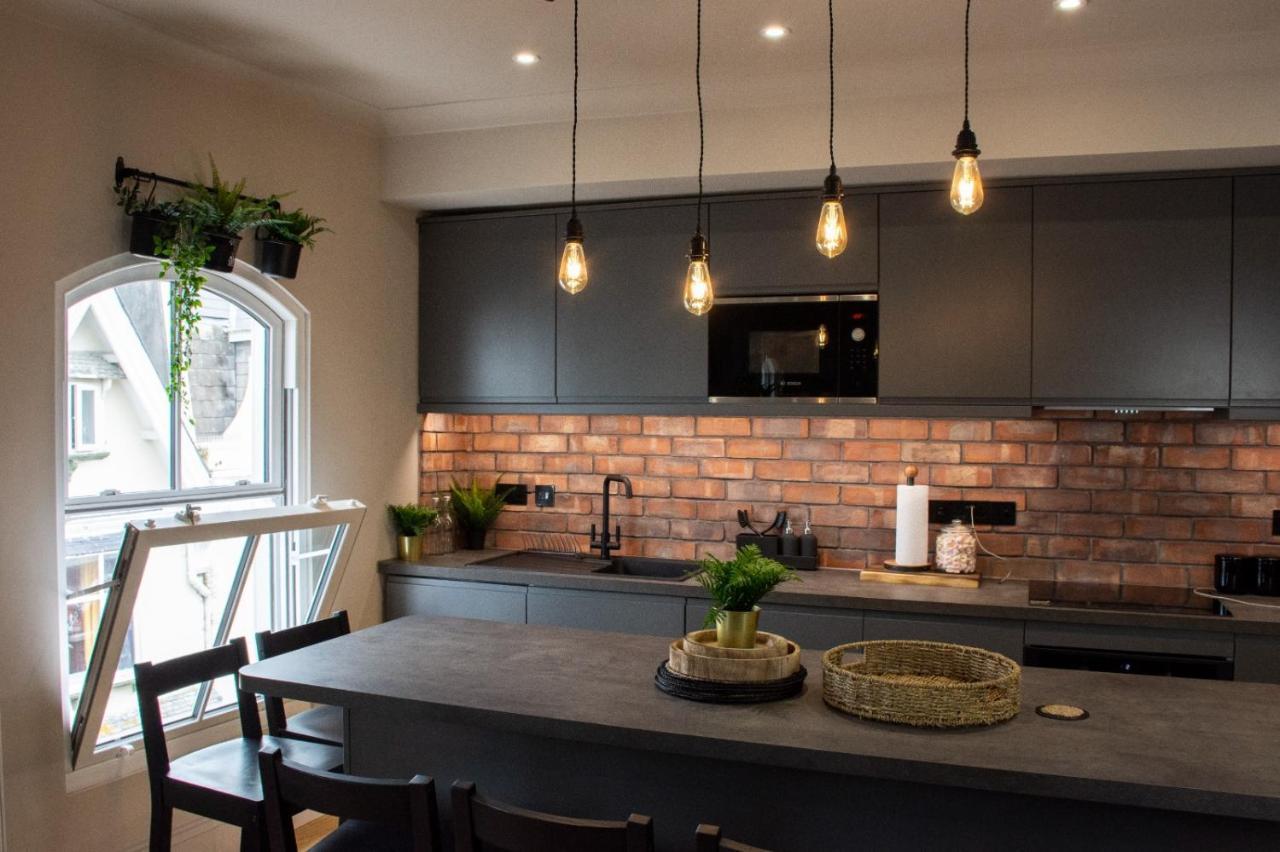 Plymouth Barbican Boutique Luxury Apartment Buitenkant foto